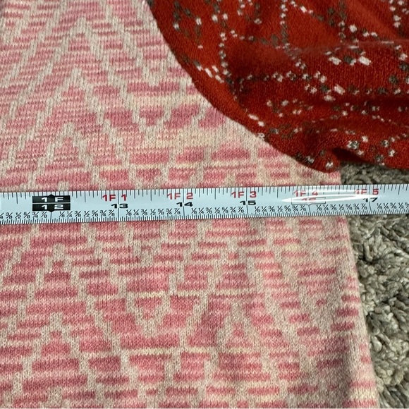 Anthropologie Cherie Puff Sleeve Sweater Medium Red pink cozy v-neck soft boho - Picture 8 of 14